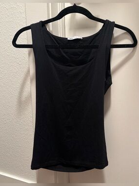 Zara Black Sleeveless Tank Top - Women's Classic Scoop Neck